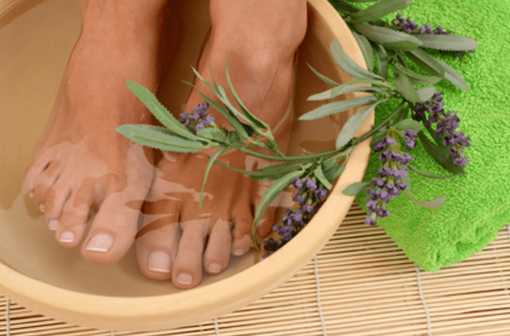 Foot bath against nail fungus