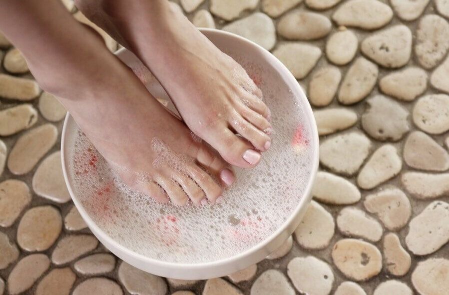 Baths against fungi